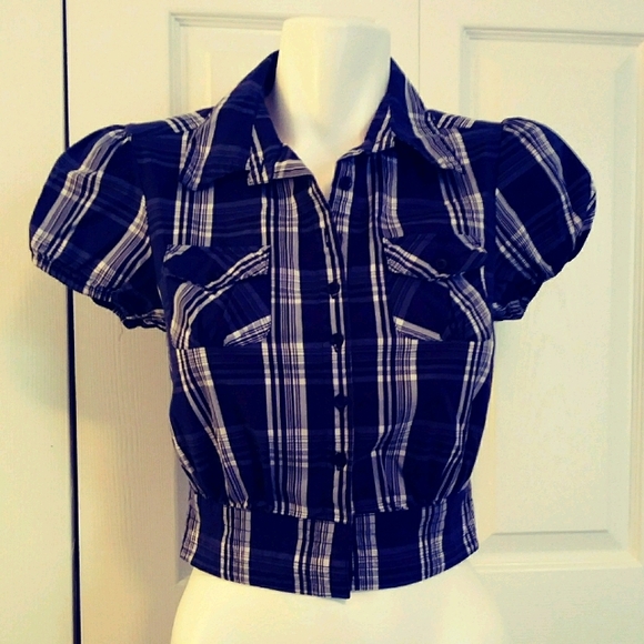 Guess Button Down Crop Top - Picture 1 of 4